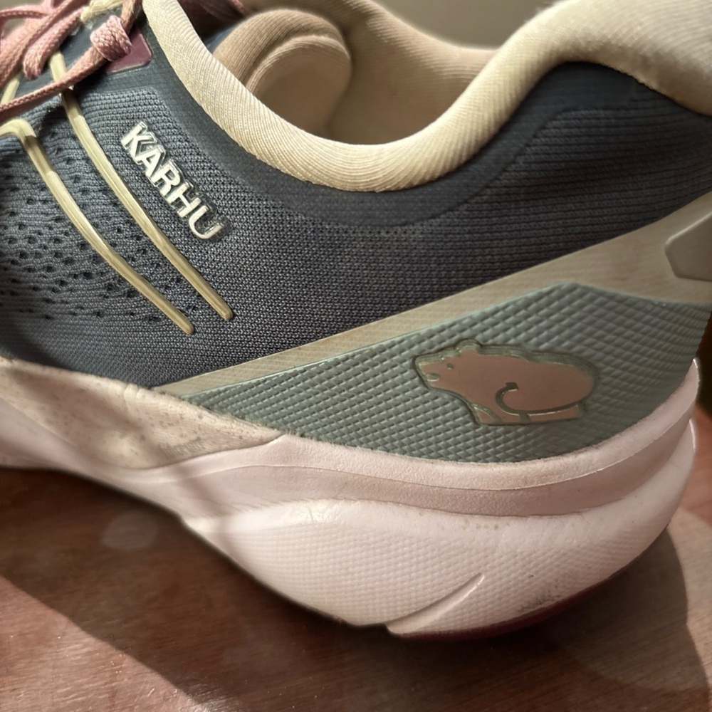 Karhu Women's Navy and Pink Sneakers - Picture 5 of 10
